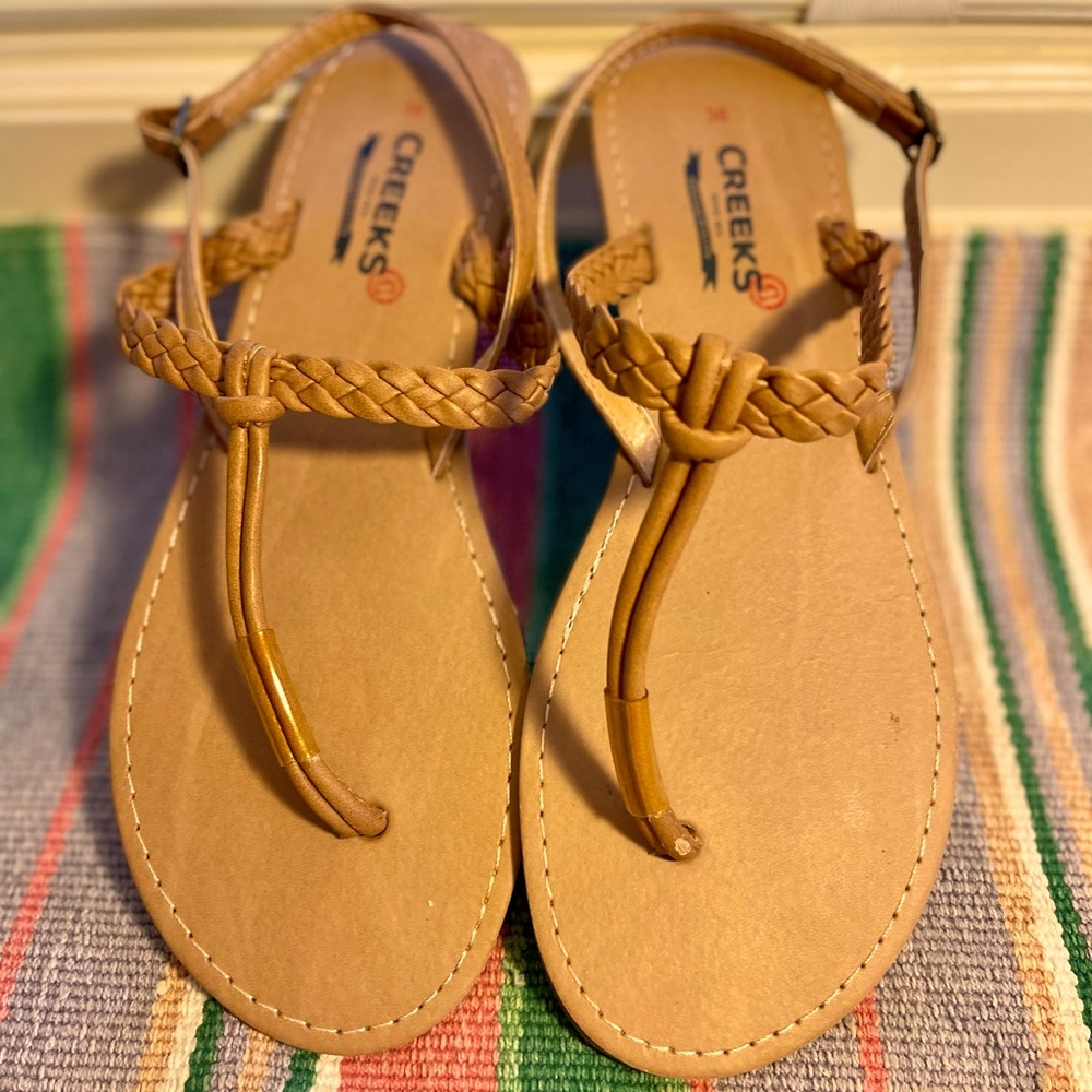 Creeks braided thong sandal. Size 38 New with tags.